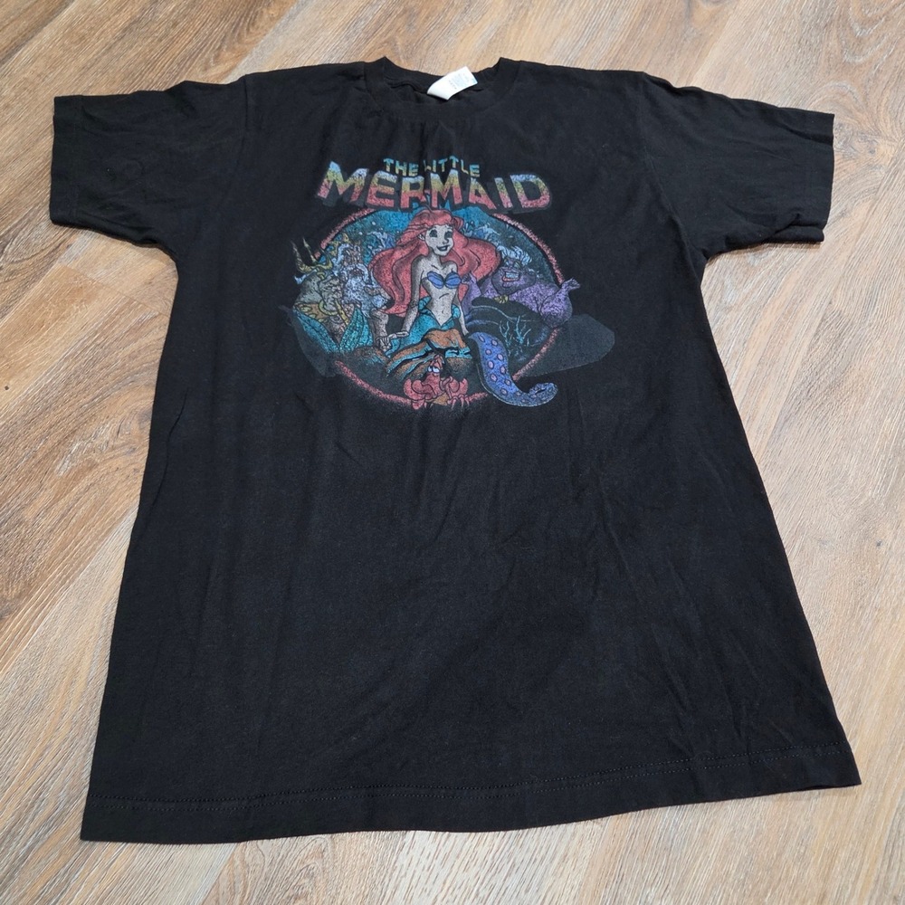 Disney The Little Mermaid Ariel Ursula Graphic T-Shirt Tultex Black Medium